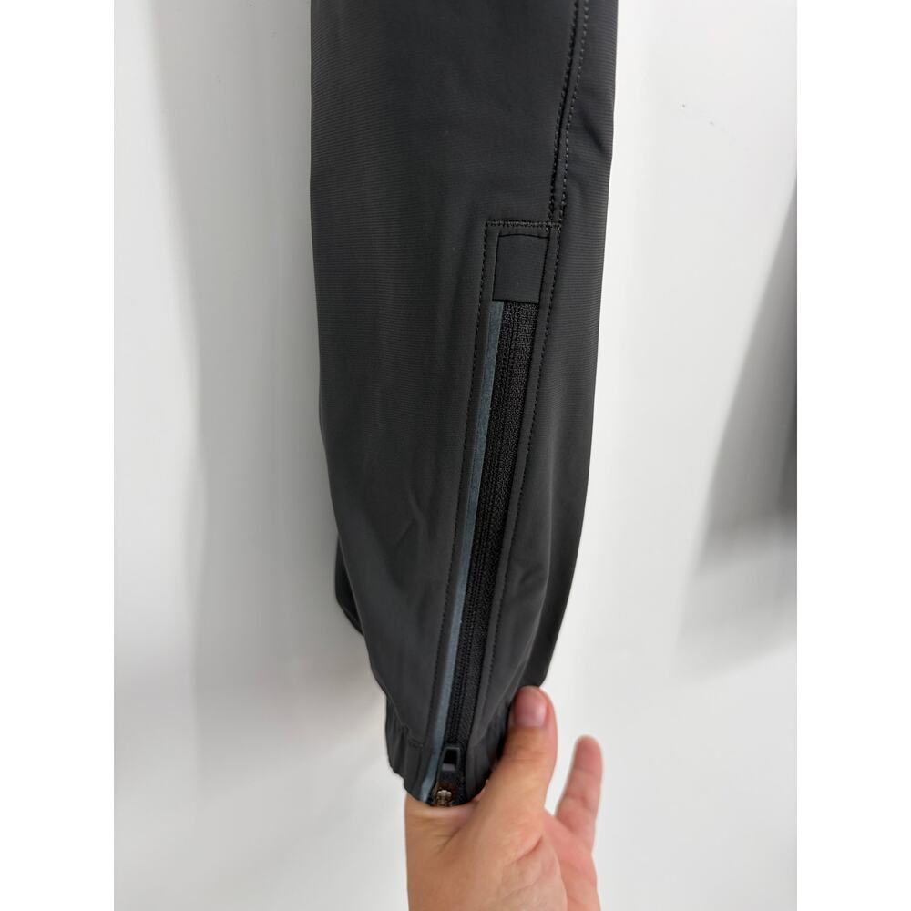 Lululemon Men’s Surge Jogger *Shorter - Picture 6 of 12